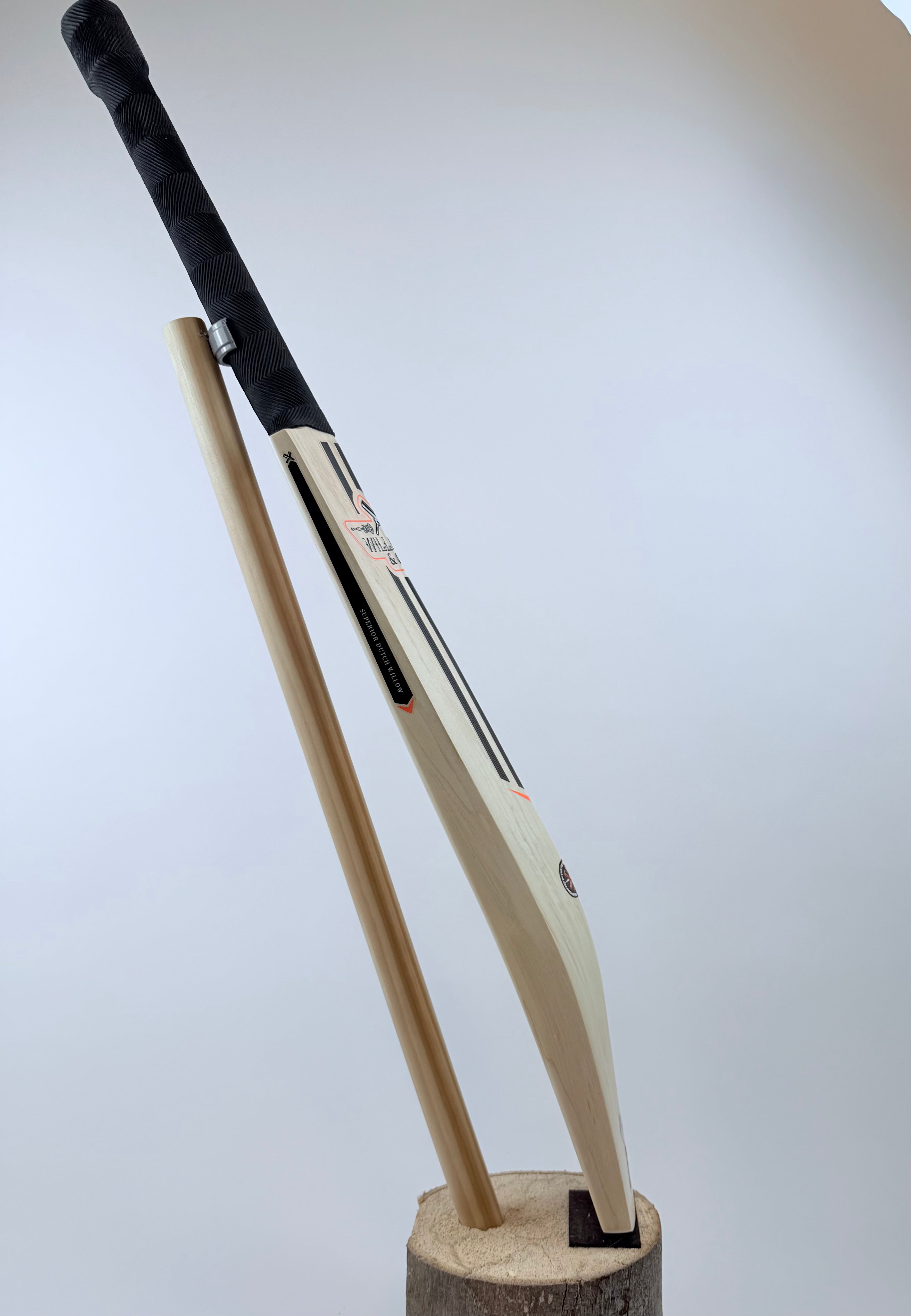 Elite Dutch Willow – Stock Bat 8 | 2lb 11oz | Mid-Low | 37mm Edges