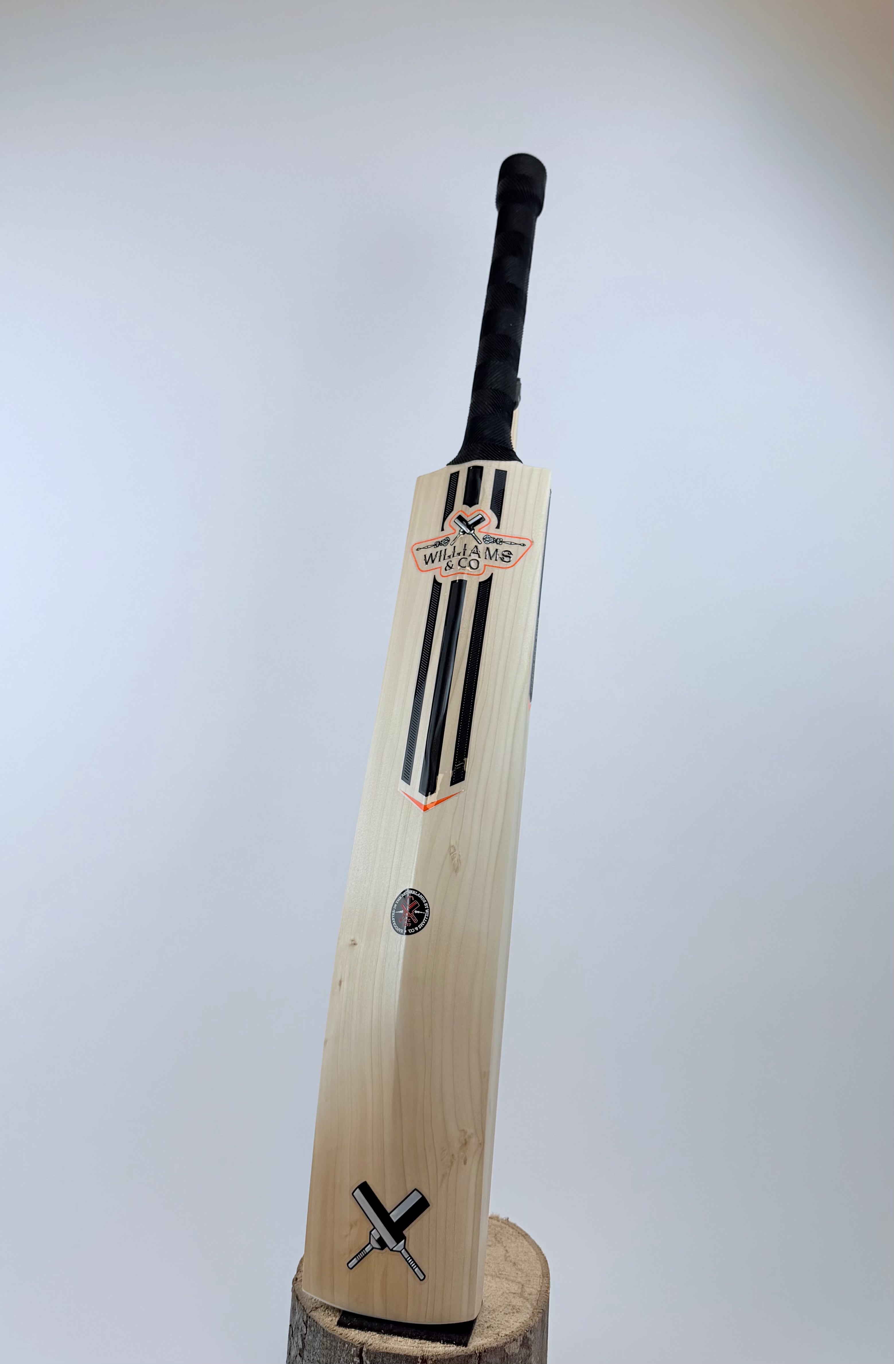 Elite Dutch Willow – Stock Bat 7 | 2lb 9.5oz | Mid-Low | 38mm Edges