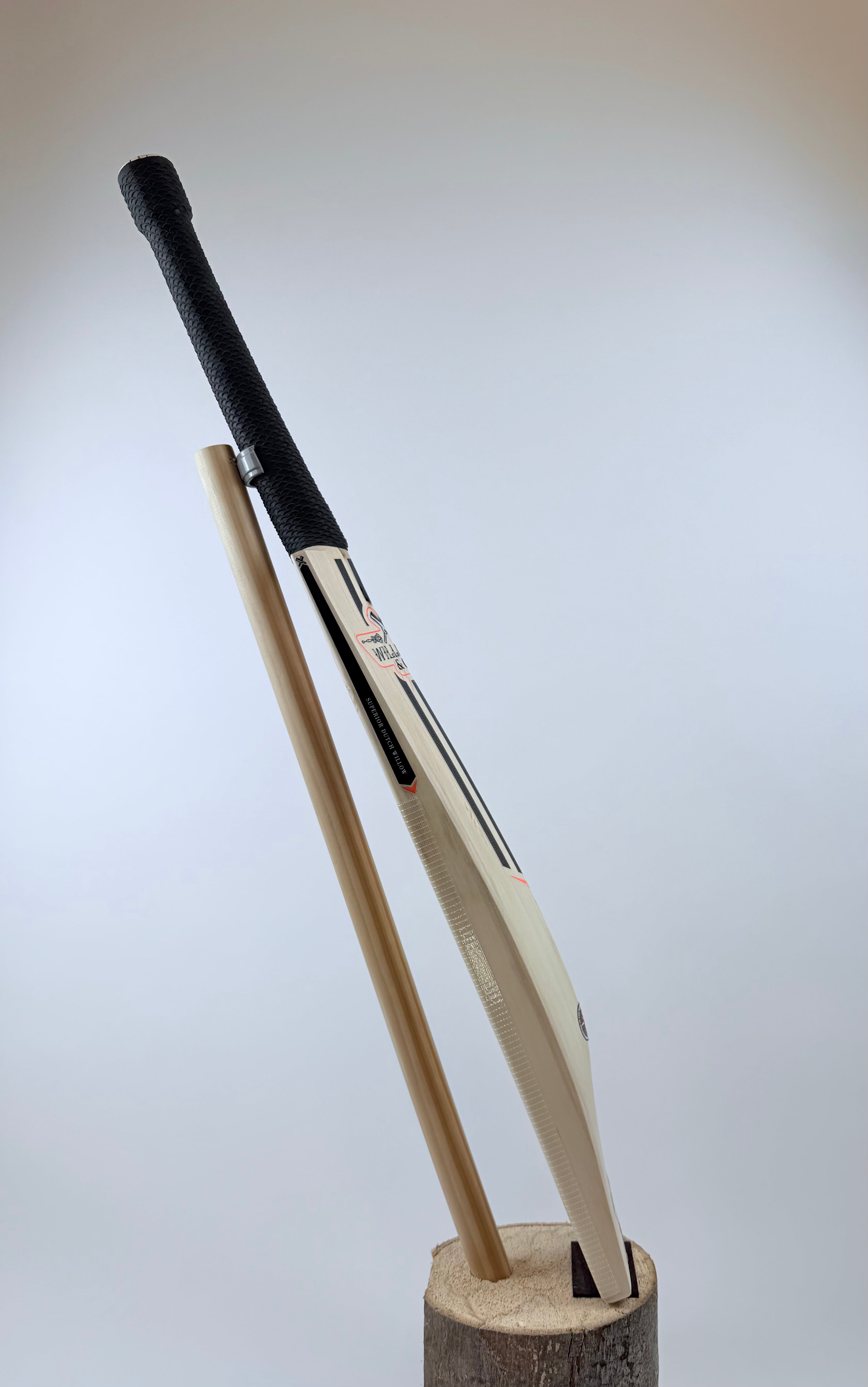 Elite Dutch Willow – Stock Bat 5 | 2lb 11.5oz | Mid-Low | 39mm Edges