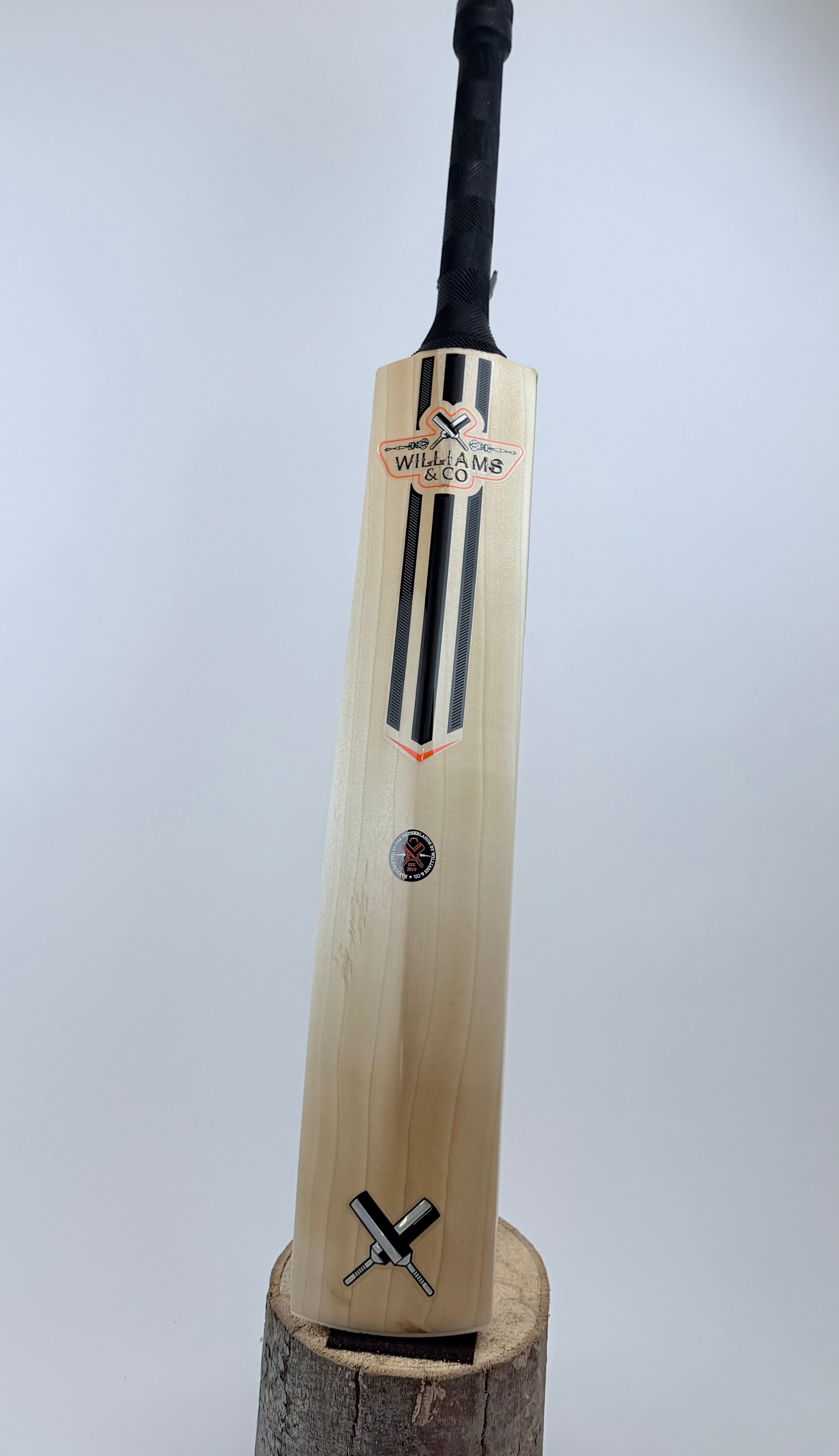 Elite Dutch Willow – Stock Bat 9 | 2lb 13oz | Mid-Low | 37mm Edges