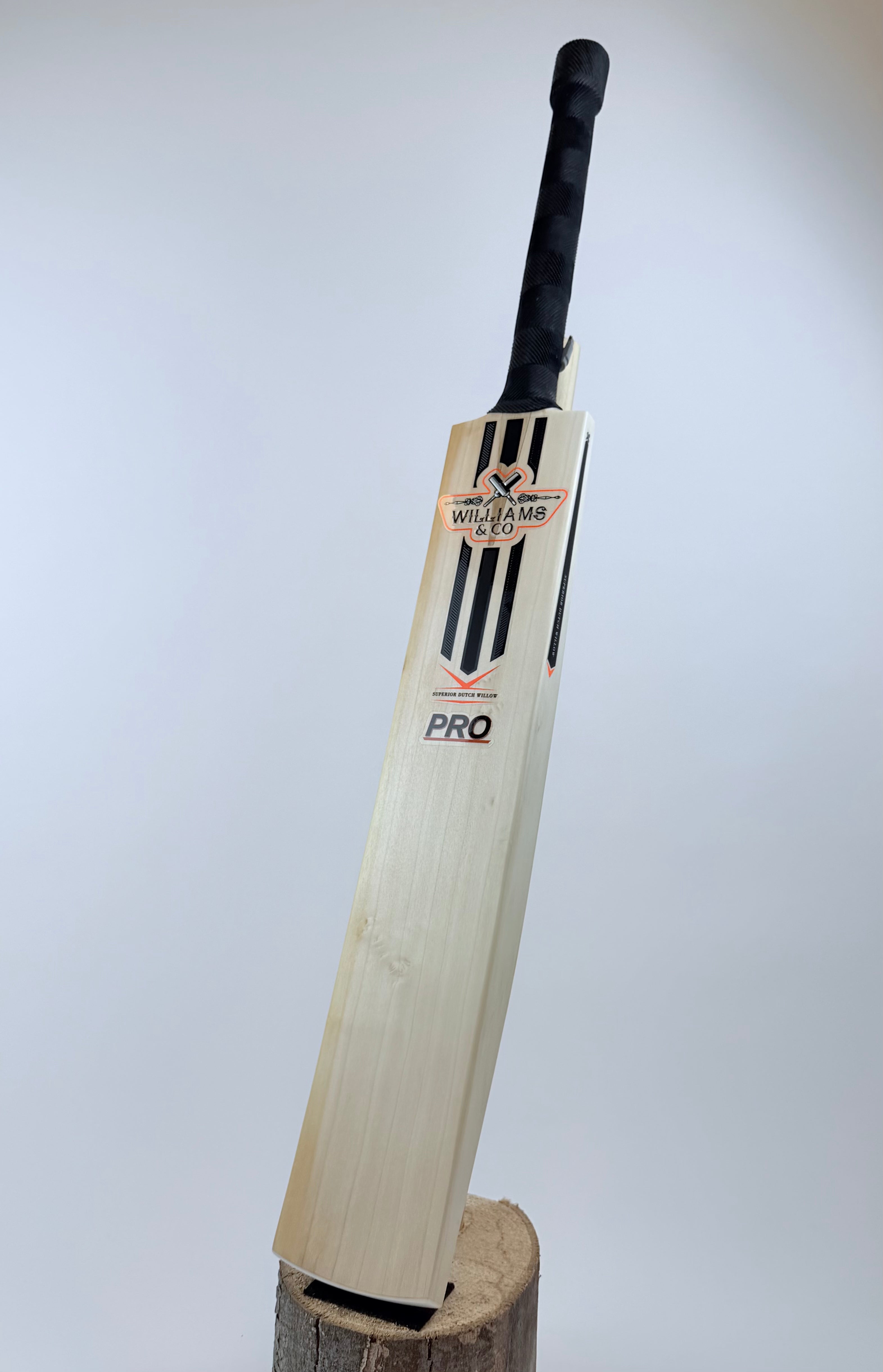 Pro Dutch Willow – Stock Bat 12 | 2lb 11oz | Mid Profile | 36mm Edges